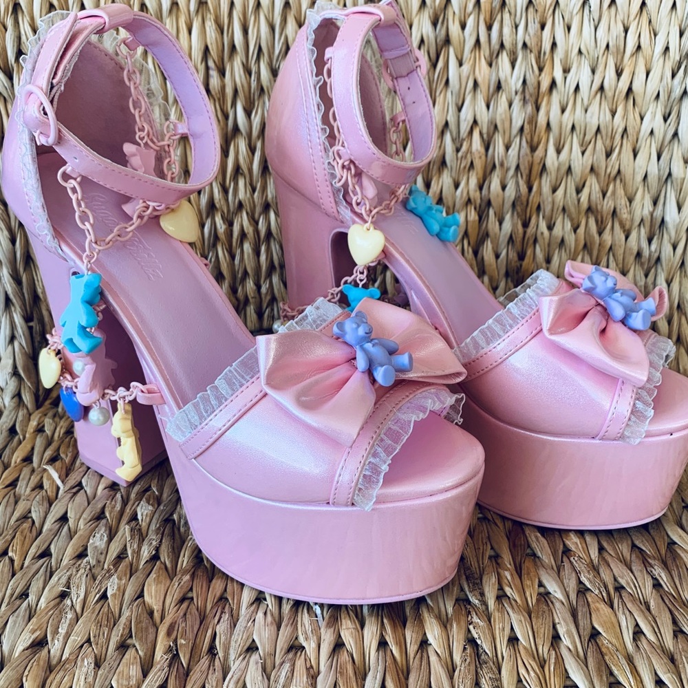 New Sugar Thrillz x Dolls Kill Loving Revelation Platform Heels - Picture 3 of 8